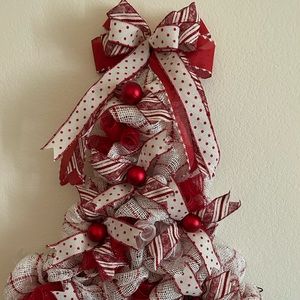 Christmas tree wreath